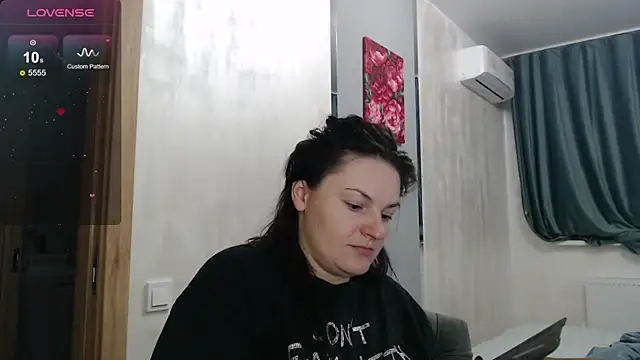 Stacy Davice online show from October 2025 07:03:02 PM