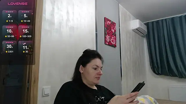 Stacy Davice online show from October 2025 05:21:01 AM