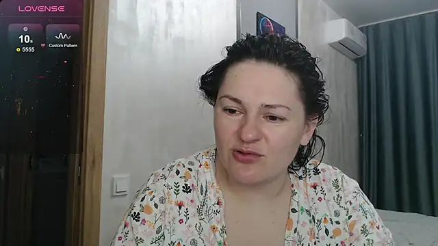 Stacy Davice online show from September 2025 05:51:02 PM