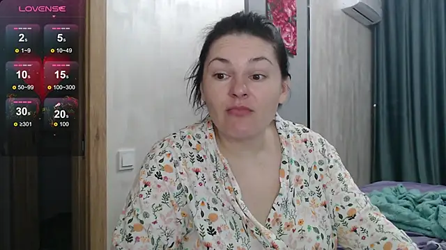 Stacy Davice online show from October 2025 06:31:02 PM