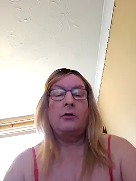 cuminmyknickers online show from April 2026 02:54:01 PM