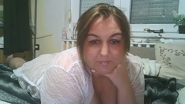 Mileva88 online show from October 2025 10:10:01 PM