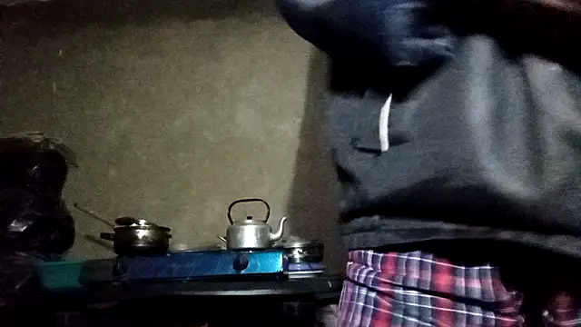 Snapshot of clintsix chatting on November 2025 10:24:01 PM clintsix online show from November 2025 10:24:01 PM