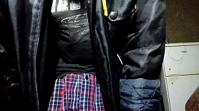 clintsix online show from March 2026 10:23:01 PM