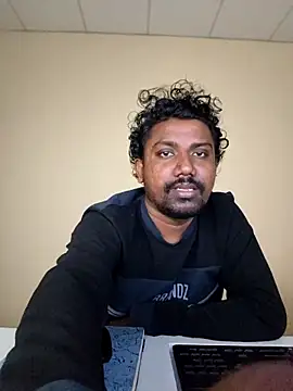 Snapshot of Mallupaiyanaachu chatting on January 2026 07:06:02 PM Mallupaiyanaachu online show from January 2026 07:06:02 PM