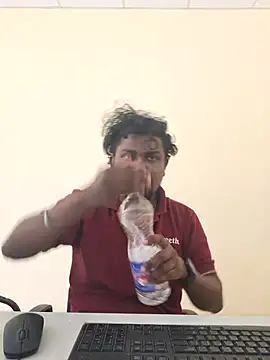 Snapshot of Mallupaiyanaachu chatting on January 2026 09:56:02 AM Mallupaiyanaachu online show from January 2026 09:56:02 AM