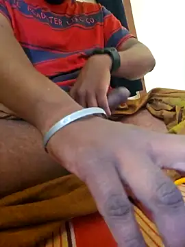 Snapshot of Mallupaiyanaachu chatting on February 2026 05:40:02 AM Mallupaiyanaachu online show from February 2026 05:40:02 AM