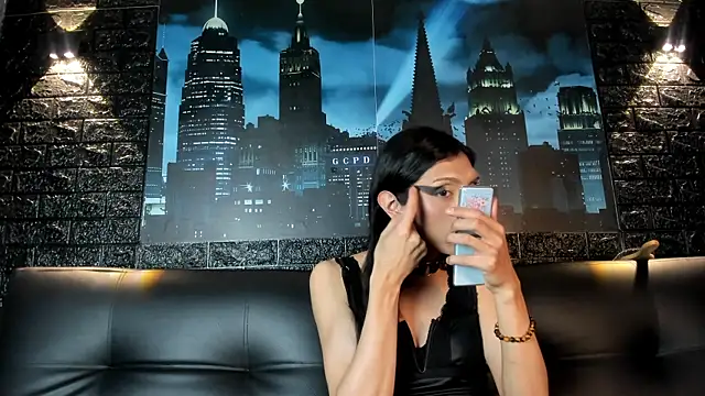 Victoria Badgal  online show from November 2025 09:15:01 PM