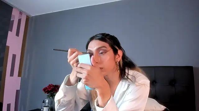 Victoria Badgal  online show from November 2025 08:31:02 PM