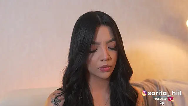 sarah hiill online show from December 2025 10:11:02 PM