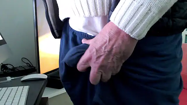 Unicum900 online show from March 2025 05:24:02 PM