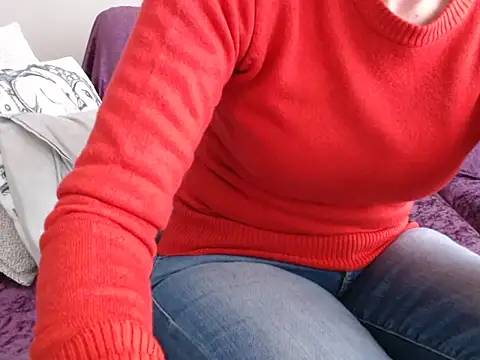 Snapshot of Galadriel chatting on February 2026 08:44:01 AM Galadriel online show from February 2026 08:44:01 AM