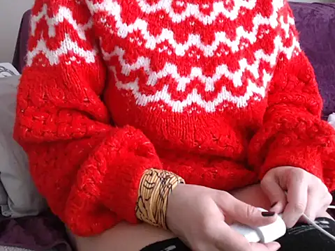 Snapshot of Galadriel chatting on March 2026 07:19:01 AM Galadriel online show from March 2026 07:19:01 AM