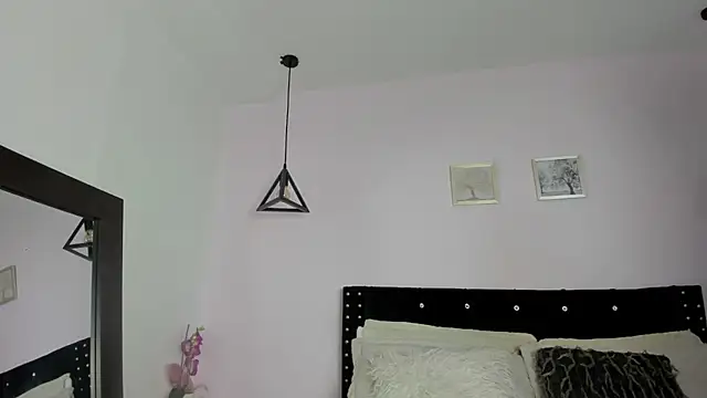 CeliWoods online show from November 2025 11:36:01 AM