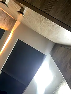 CeliWoods online show from November 2025 10:04:01 AM