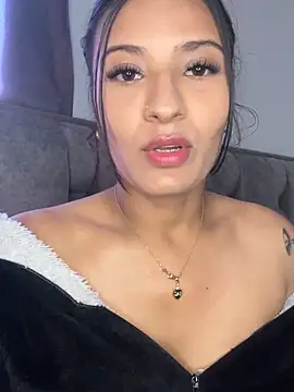 CeliWoods online show from September 2025 03:41:02 PM