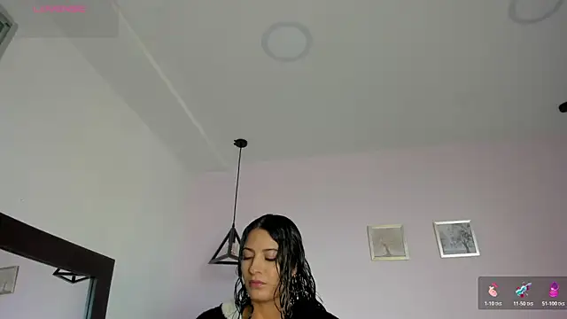 CeliWoods online show from November 2025 11:36:02 AM