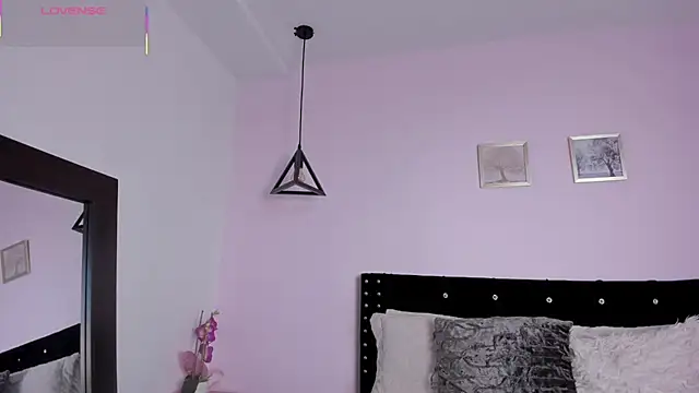 CeliWoods online show from November 2025 11:21:02 AM