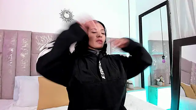 CeliWoods online show from March 2026 11:07:01 AM