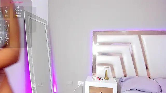 Aisharhodes00 online show from March 2026 08:42:02 PM