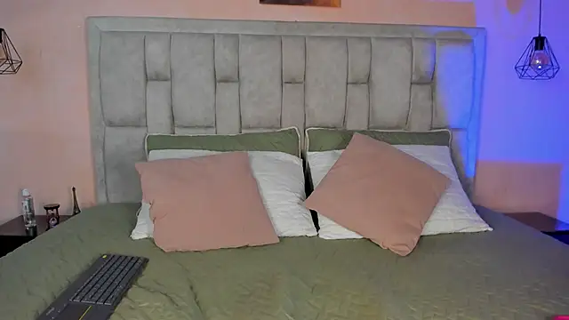 Stefhanyblow online show from March 2026 05:14:01 PM