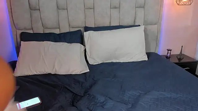 Stefhanyblow online show from November 2025 05:56:01 AM