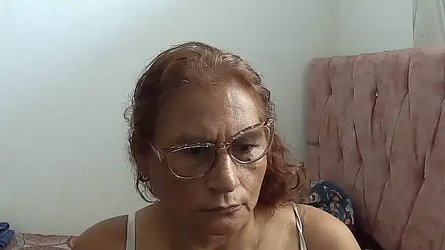 Snapshot of charrysexy1 chatting on February 2026 02:06:02 PM charrysexy1 online show from February 2026 02:06:02 PM