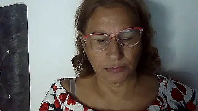 Snapshot of charrysexy1 chatting on January 2026 12:31:02 PM charrysexy1 online show from January 2026 12:31:02 PM