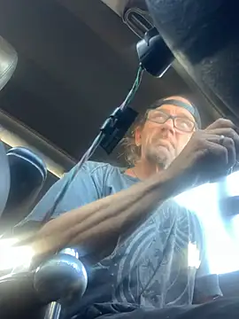 Likewise online show from November 2025 01:31:02 AM