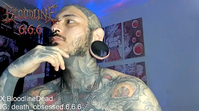 Snapshot of DEATHINK666XX chatting on January 2026 01:15:01 PM DEATHINK666XX online show from January 2026 01:15:01 PM