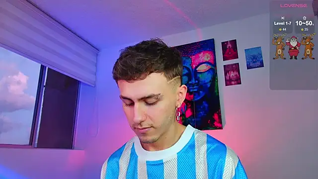 Snapshot of dimitri-bilak chatting on December 2025 10:59:02 PM dimitri-bilak online show from December 2025 10:59:02 PM