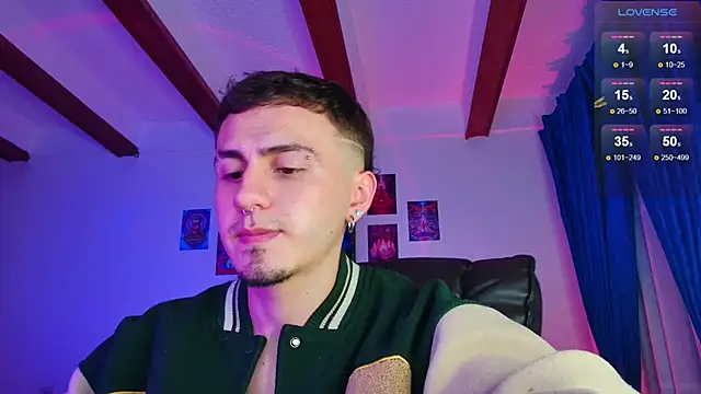 Snapshot of dimitri-bilak chatting on September 2025 01:21:02 AM dimitri-bilak online show from September 2025 01:21:02 AM