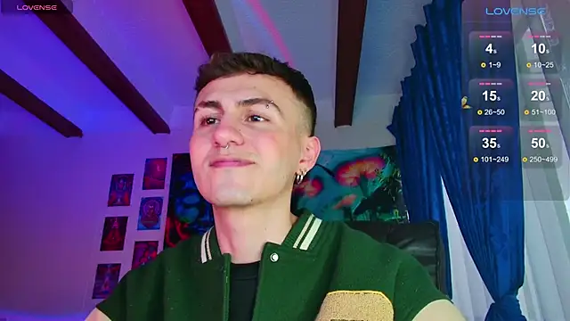 Snapshot of dimitri-bilak chatting on February 2025 10:36:01 PM dimitri-bilak online show from February 2025 10:36:01 PM