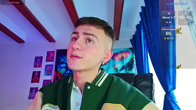 Snapshot of dimitri-bilak chatting on January 2025 10:32:02 PM dimitri-bilak online show from January 2025 10:32:02 PM