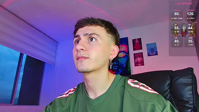 Snapshot of dimitri-bilak chatting on December 2025 10:53:01 PM dimitri-bilak online show from December 2025 10:53:01 PM