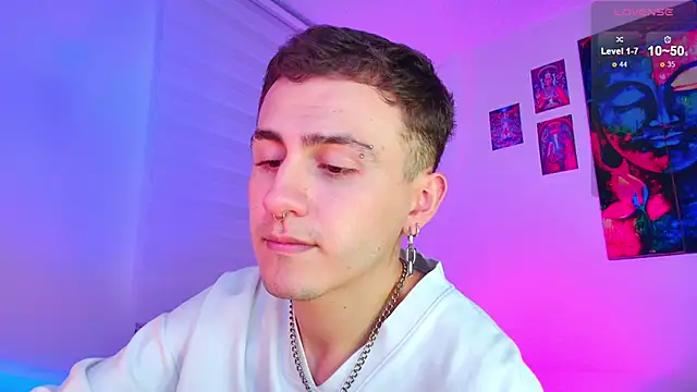 dimitri-bilak online show from April 2026 11:28:01 PM