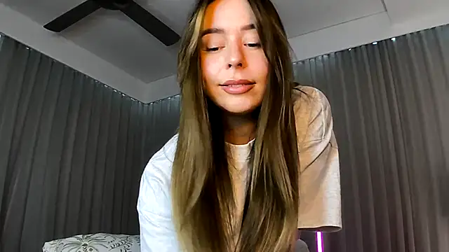 SashaJade  online show from January 2026 11:19:02 PM