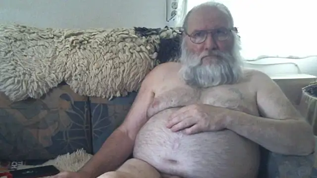 Snapshot of SexySantaC chatting on September 2025 03:00:02 PM SexySantaC online show from September 2025 03:00:02 PM