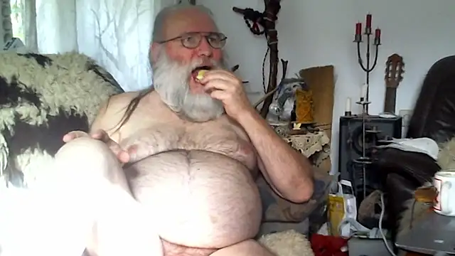 SexySantaC online show from November 2025 10:41:01 AM