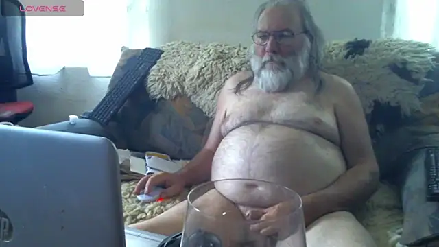 SexySantaC online show from July 2026 06:02:01 AM