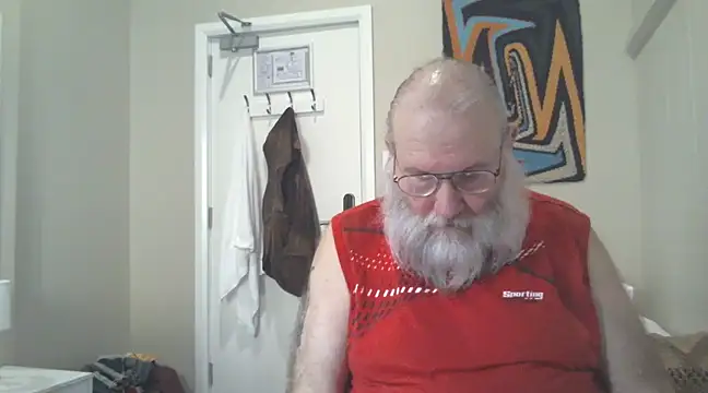 Snapshot of SexySantaC chatting on March 2025 04:51:02 AM SexySantaC online show from March 2025 04:51:02 AM