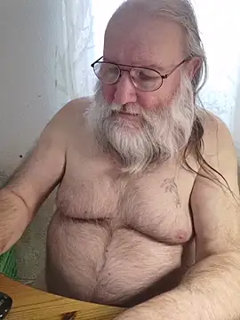 SexySantaC online show from November 2025 07:42:01 AM