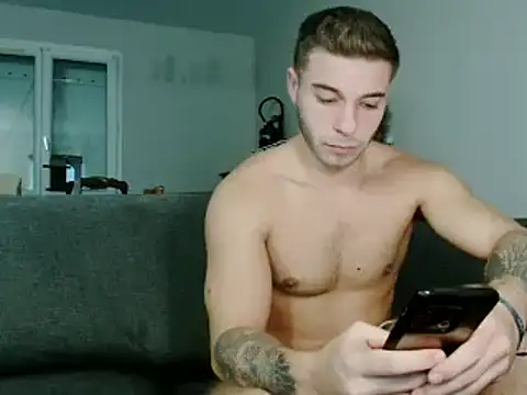 Snapshot of Elkafit28 chatting on November 2025 08:25:02 AM Elkafit28 online show from November 2025 08:25:02 AM