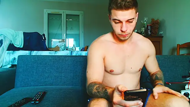 Elkafit28 online show from April 2026 08:18:02 AM