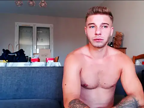 Elkafit28 online show from June 2026 07:13:02 PM