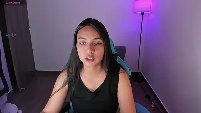 Miss Nicole online show from February 2026 01:52:01 AM