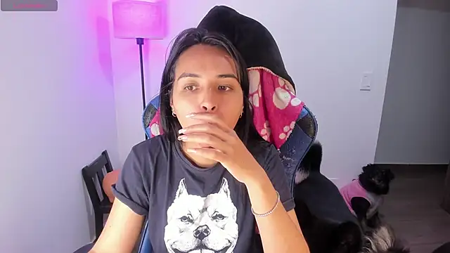 Miss Nicole online show from November 2025 08:36:02 PM