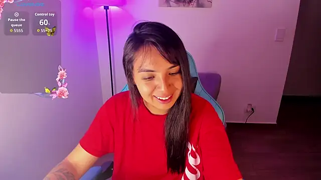 Snapshot of Miss_Nicole chatting on May 2026 08:09:01 PM Miss Nicole online show from May 2026 08:09:01 PM