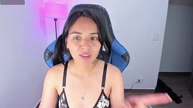 Miss Nicole online show from November 2025 01:53:02 AM