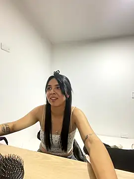 Snapshot of Miss_Nicole chatting on October 2025 12:35:02 AM Miss Nicole online show from October 2025 12:35:02 AM